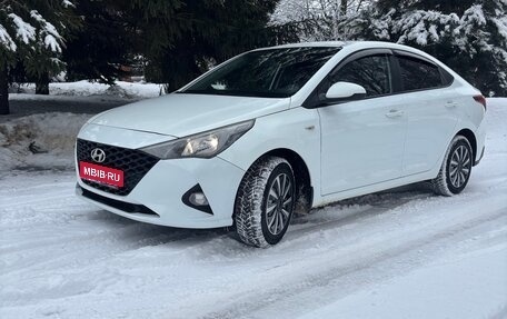 Hyundai Solaris II рестайлинг, 2020 год, 1 210 000 рублей, 3 фотография