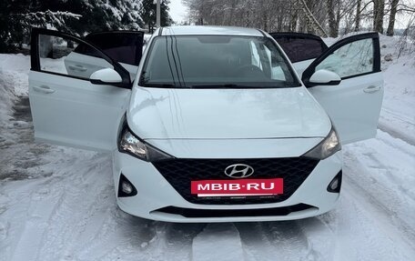 Hyundai Solaris II рестайлинг, 2020 год, 1 210 000 рублей, 12 фотография