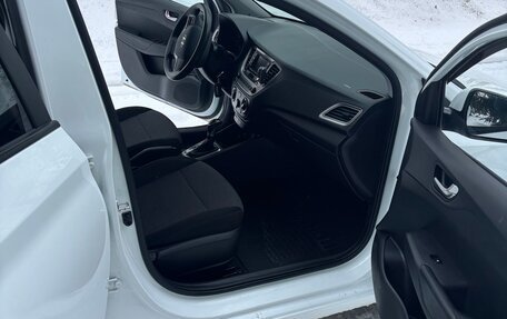 Hyundai Solaris II рестайлинг, 2020 год, 1 210 000 рублей, 15 фотография