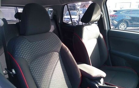 Toyota Raize I, 2022 год, 1 195 000 рублей, 9 фотография