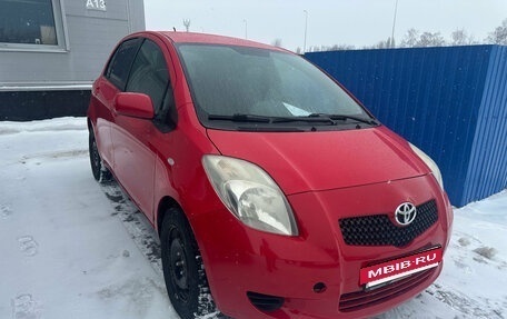 Toyota Yaris III рестайлинг, 2007 год, 487 000 рублей, 4 фотография