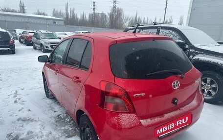 Toyota Yaris III рестайлинг, 2007 год, 487 000 рублей, 2 фотография