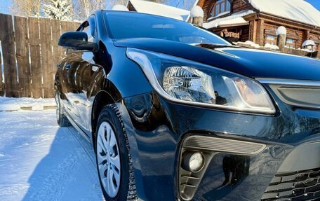 KIA Rio IV, 2018 год, 1 415 000 рублей, 5 фотография