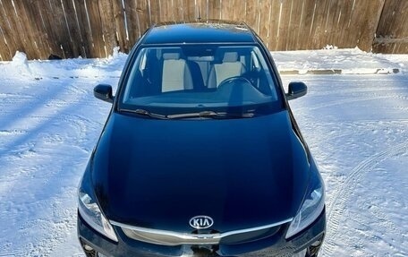 KIA Rio IV, 2018 год, 1 415 000 рублей, 7 фотография