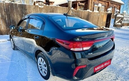 KIA Rio IV, 2018 год, 1 415 000 рублей, 10 фотография