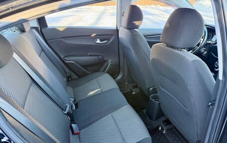 KIA Rio IV, 2018 год, 1 415 000 рублей, 29 фотография