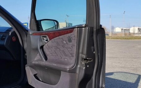 Mercedes-Benz E-Класс, 2000 год, 430 000 рублей, 13 фотография