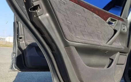 Mercedes-Benz E-Класс, 2000 год, 430 000 рублей, 10 фотография