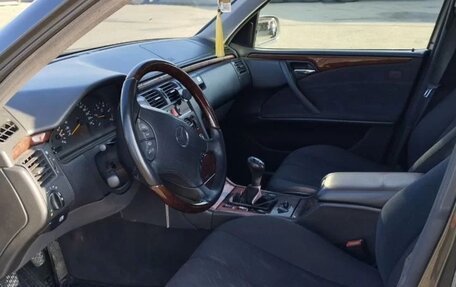 Mercedes-Benz E-Класс, 2000 год, 430 000 рублей, 14 фотография