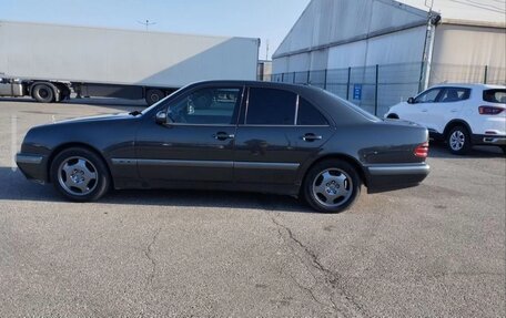 Mercedes-Benz E-Класс, 2000 год, 430 000 рублей, 18 фотография