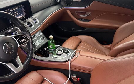 Mercedes-Benz E-Класс, 2019 год, 3 100 000 рублей, 8 фотография