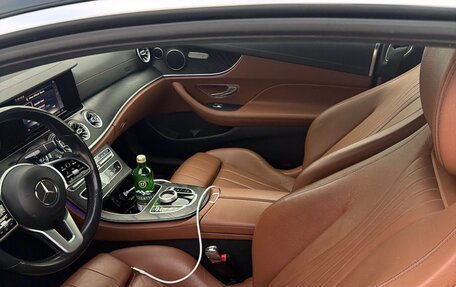 Mercedes-Benz E-Класс, 2019 год, 3 100 000 рублей, 7 фотография