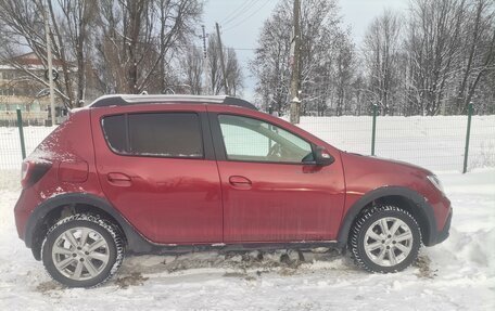 Renault Sandero II рестайлинг, 2021 год, 1 350 000 рублей, 5 фотография