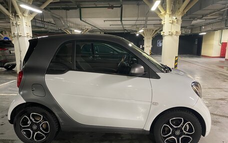 Smart Fortwo III, 2016 год, 915 000 рублей, 2 фотография
