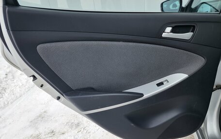 Hyundai Solaris II рестайлинг, 2012 год, 865 000 рублей, 16 фотография