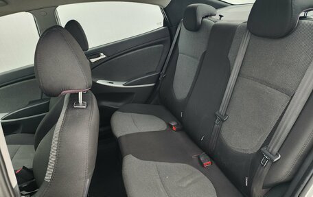 Hyundai Solaris II рестайлинг, 2012 год, 865 000 рублей, 20 фотография