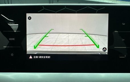 Volkswagen Lavida, 2022 год, 1 620 000 рублей, 14 фотография