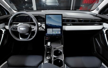 Geely Atlas, 2025 год, 4 080 990 рублей, 19 фотография