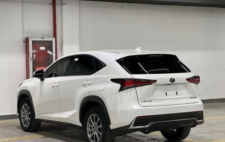 Lexus NX I, 2021 год, 2 740 000 рублей, 6 фотография
