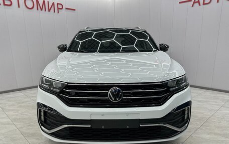 Volkswagen T-Roc I, 2021 год, 2 050 000 рублей, 2 фотография