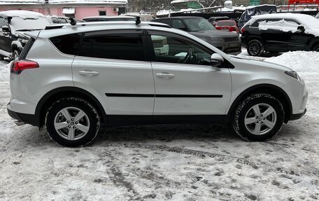 Toyota RAV4, 2018 год, 3 фотография