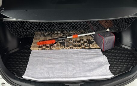 Toyota RAV4, 2018 год, 14 фотография