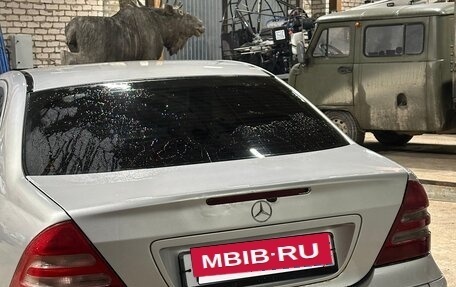 Mercedes-Benz C-Класс, 2000 год, 520 000 рублей, 3 фотография