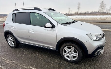 Renault Sandero II рестайлинг, 2019 год, 1 175 000 рублей, 4 фотография