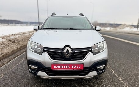Renault Sandero II рестайлинг, 2019 год, 1 175 000 рублей, 2 фотография