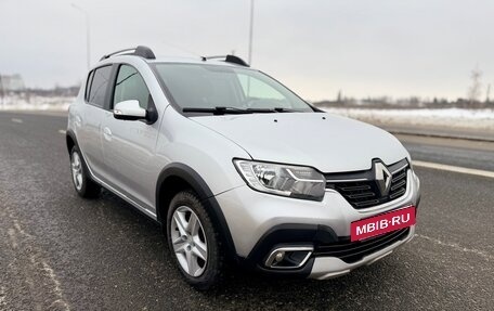 Renault Sandero II рестайлинг, 2019 год, 1 175 000 рублей, 3 фотография