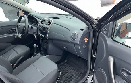 Renault Sandero II рестайлинг, 2016 год, 865 000 рублей, 10 фотография