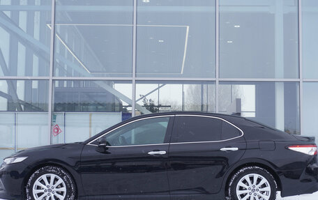 Toyota Camry, 2018 год, 2 395 000 рублей, 8 фотография