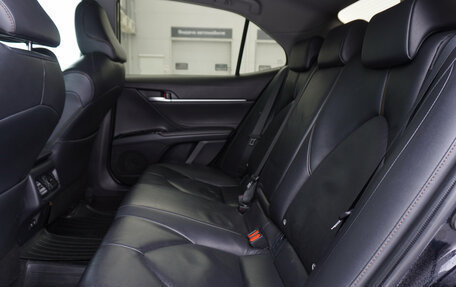 Toyota Camry, 2018 год, 2 395 000 рублей, 23 фотография