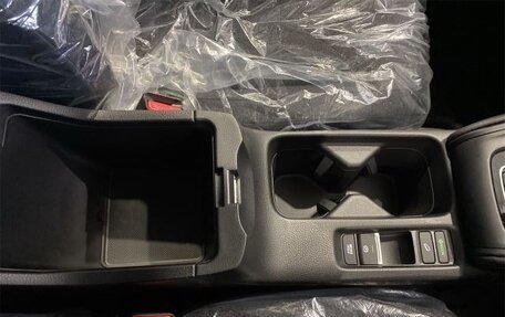 Honda Vezel, 2025 год, 2 230 000 рублей, 13 фотография