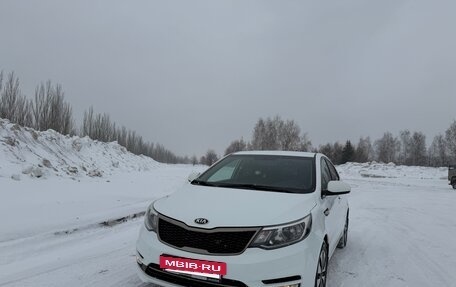 KIA Rio III рестайлинг, 2016 год, 1 030 000 рублей, 2 фотография