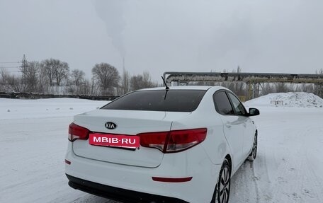 KIA Rio III рестайлинг, 2016 год, 1 030 000 рублей, 5 фотография