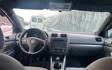 Volkswagen Jetta VI, 2006 год, 145 000 рублей, 10 фотография