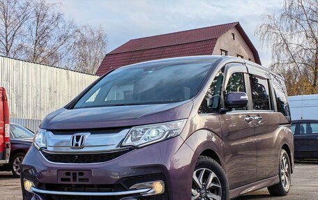 Honda Stepwgn IV, 2015 год, 2 250 000 рублей, 2 фотография