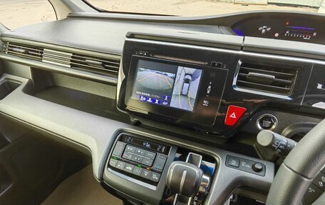 Honda Stepwgn IV, 2015 год, 2 250 000 рублей, 3 фотография