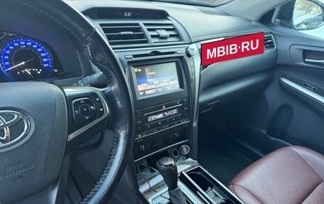 Toyota Camry, 2016 год, 1 840 000 рублей, 10 фотография