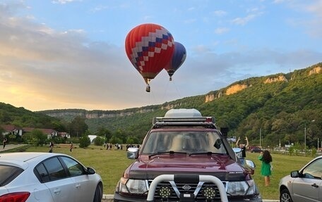 Nissan Safari IV, 2000 год, 3 000 000 рублей, 1 фотография
