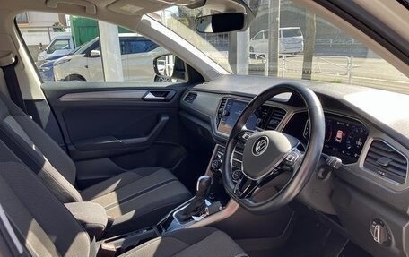 Volkswagen T-Roc I, 2021 год, 1 250 000 рублей, 14 фотография