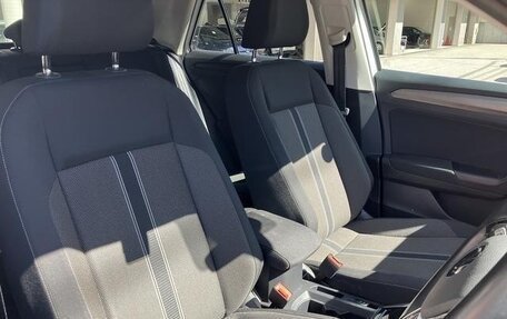 Volkswagen T-Roc I, 2021 год, 1 250 000 рублей, 15 фотография