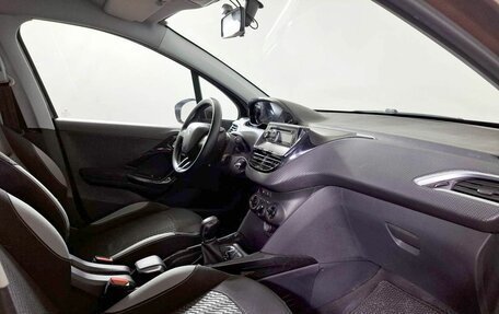 Peugeot 2008 II, 2014 год, 800 000 рублей, 11 фотография