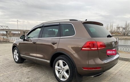 Volkswagen Touareg III, 2011 год, 1 950 000 рублей, 5 фотография