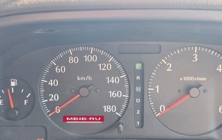 Nissan Safari IV, 2000 год, 3 000 000 рублей, 16 фотография