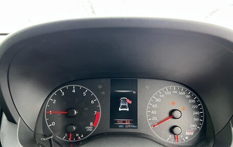 Toyota Yaris, 2021 год, 2 980 000 рублей, 8 фотография