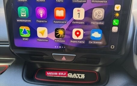 Toyota Yaris, 2021 год, 2 980 000 рублей, 19 фотография