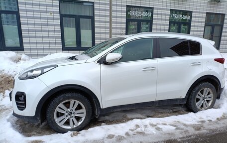 KIA Sportage IV рестайлинг, 2018 год, 2 250 000 рублей, 3 фотография