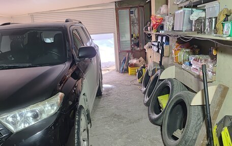 Toyota Highlander III, 2011 год, 1 850 000 рублей, 4 фотография